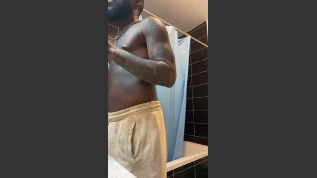 Bigblackfrenck Live 10-06-2026 Gay Cam cute Recorded