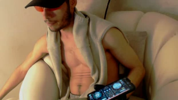 kreyko_ Live 10-06-2026 Gay Cam bigcock big