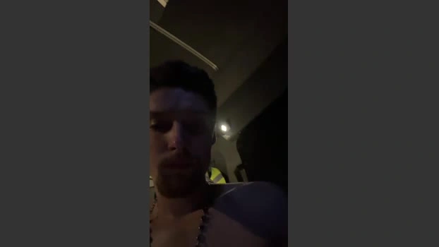 r1942 Live 10-06-2026 Gay Cam nude show