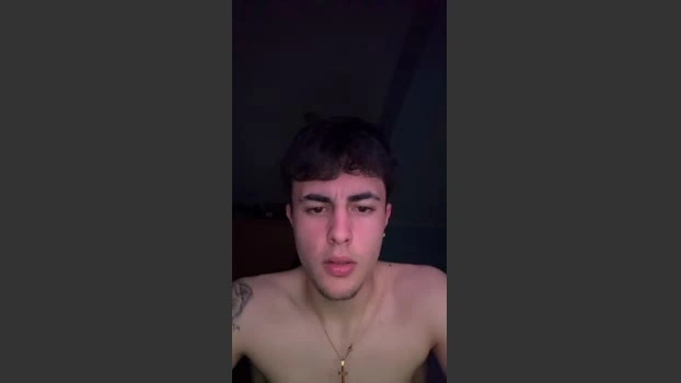 Alvaroguisan Live 10-06-2026 Gay Cam beautiful hard