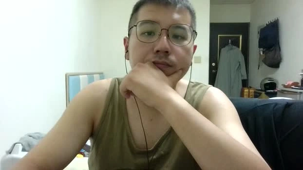 molo7787 Live 10-06-2026 Gay Cam handsome show