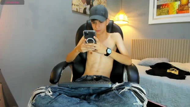 maxim_rod Live 12-06-2026 Gay Cam bigdick oral