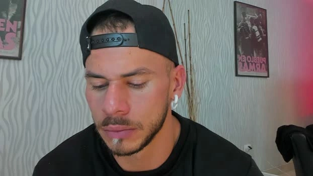 dylan_jacobx Live 13-06-2026 Gay Cam kiss play