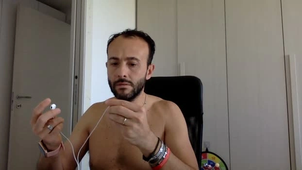 hhombres Live 15-06-2026 Gay Cam cute play