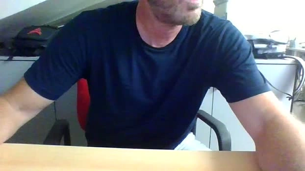 Leo_Hardyman Live 16-06-2026 Gay Cam ass Pretty