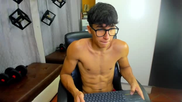 jeremy_job Live 16-06-2026 Gay Cam Show fuckface