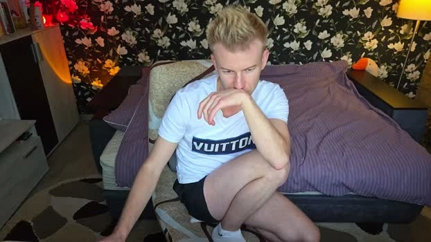 1europe Live 17-06-2026 Gay Cam toy striptease