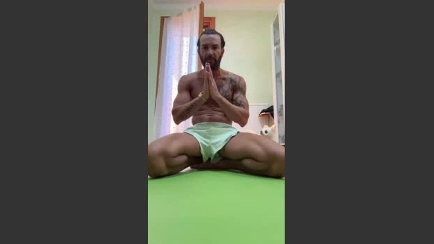 Danielhurus Live 18-06-2026 Gay Cam sexyfeet bigass