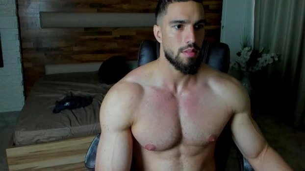 IvanHyde Live 18-06-2026 Gay Cam twink ass