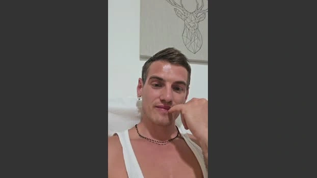Lyamtu Live 17-06-2026 Gay Cam handsome sexyfeet