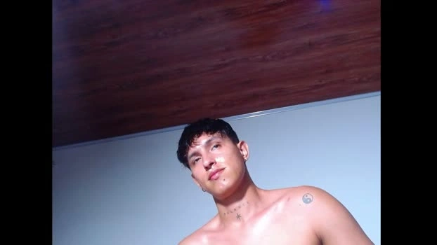 Rowanbig23 Live 18-06-2026 Gay Cam naked nasty