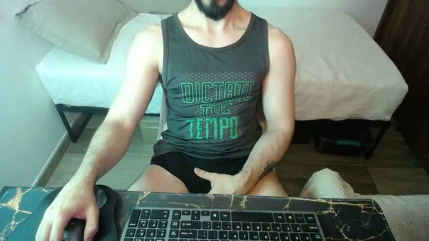 Lealboy Live 18-06-2026 Gay Cam gag amateur