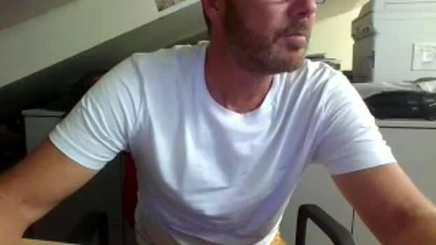 Leo_Hardyman Live 18-06-2026 Gay Cam nude ass