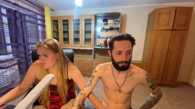 Mike_and_Anna Live 18-06-2026 Gay Cam strip bigballs