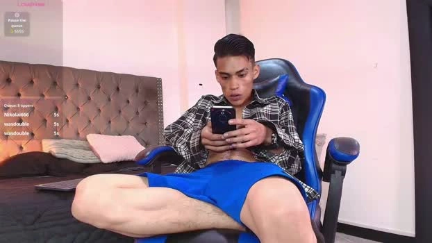 Tommy_West_ Live 19-06-2026 Gay Cam ass fuckhard