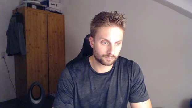 blueeyes839 Live 20-06-2026 Gay Cam show kissing