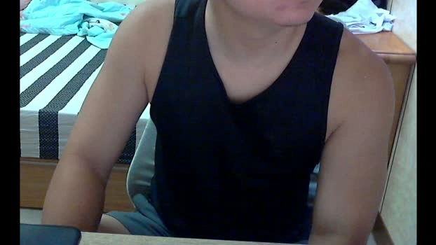 lQAQl Live 20-06-2026 Gay Cam sexymale legs