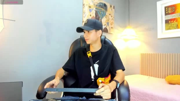 maxim_rod Live 19-06-2026 Gay Cam ass jackoff