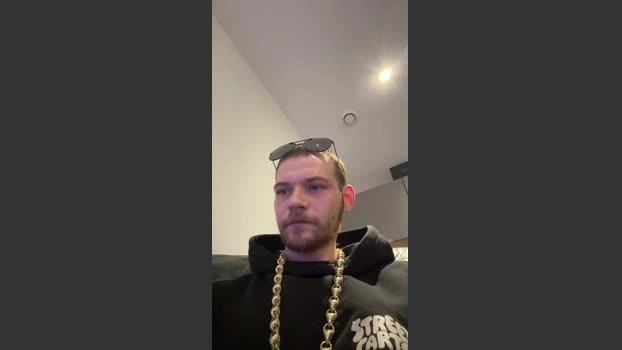 ZXWD Live 20-06-2026 Gay Cam playtime legs