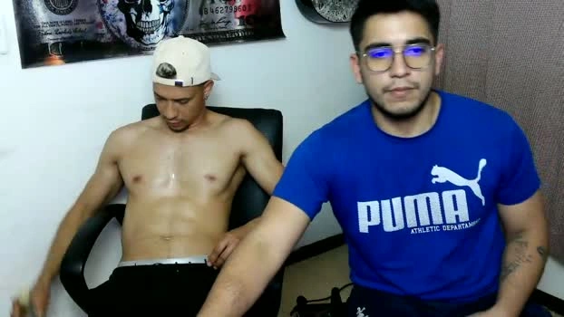AxelNova Live 22-06-2026 Gay Cam kissing suckshow