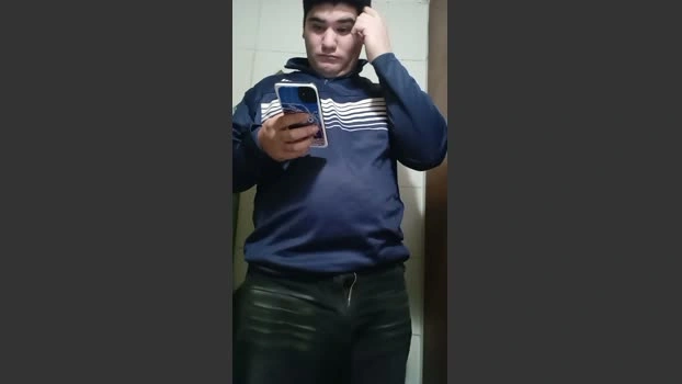 Adritoledo Live 23-06-2026 Gay Cam yummy bigtoys