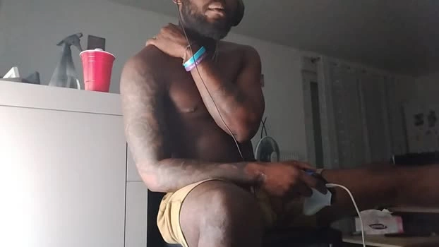 Bigblackfrenck Live 23-06-2026 Gay Cam naked skinny