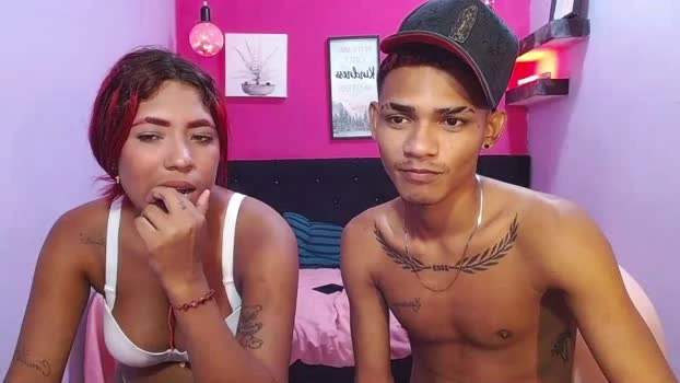 black_twinkss Live 24-06-2026 Gay Cam gay kiss