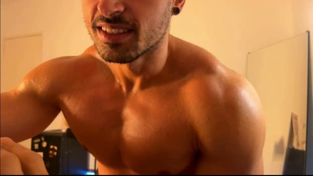 Lucasfit24 Live 26-06-2026 Gay Cam fingers jackoff
