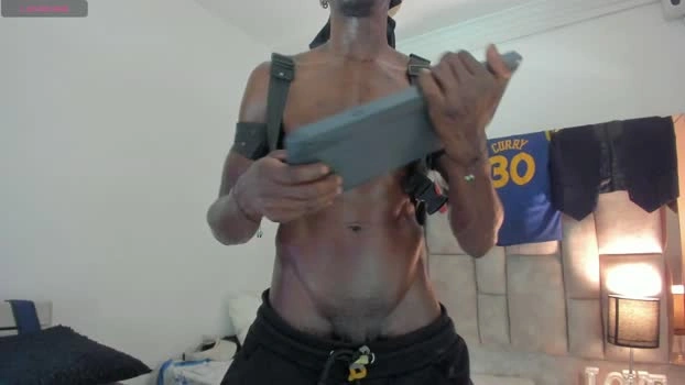 Titan_Moreno Live 26-06-2026 Gay Cam lick bigtoys