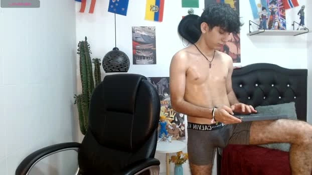 billy_wildd Live 26-06-2026 Gay Cam show strip