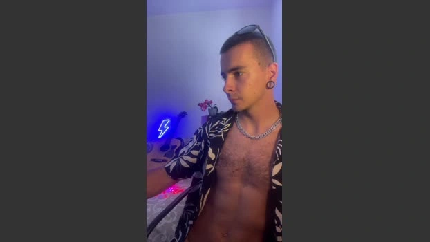 RebelNick Live 27-06-2026 Gay Cam beauty spank