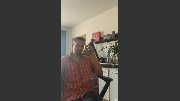 Lienlingsidiot Live 27-06-2026 Gay Cam spank bigdick