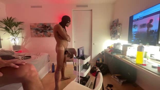 ReVersablepig Live 29-06-2026 Gay Cam jerking bigass