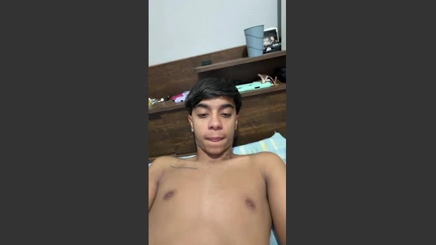 gusztaa Live 30-06-2026 Gay Cam striptease kissing