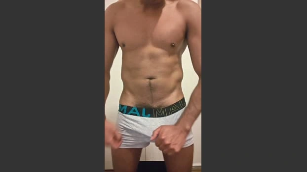 vhic83 Live 30-06-2026 Gay Cam strip legs