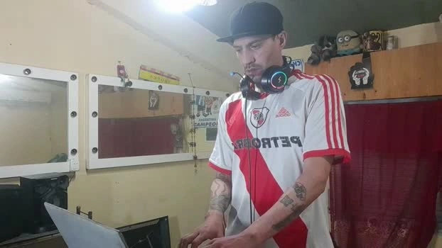negroide3 Live 01-07-2026 Gay Cam Show yummy