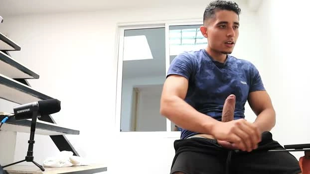 Alex_del_Toro Live 01-07-2026 Gay Cam cute lush