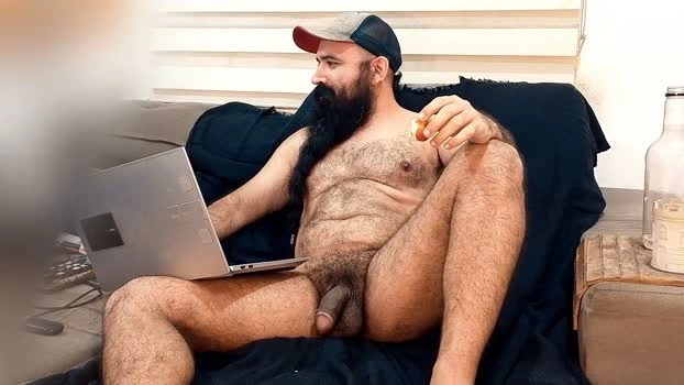 BeardedSmoker Live 04-07-2026 Gay Cam Cam bigcock