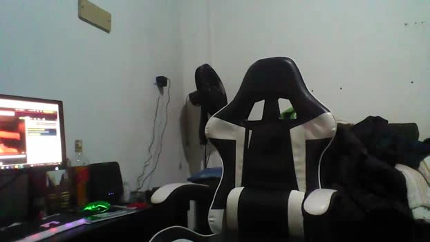Dove Live 04-07-2026 Gay Cam sexyfeet natural