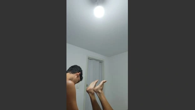 Levi_Henrique Live 04-07-2026 Gay Cam XXX fingers