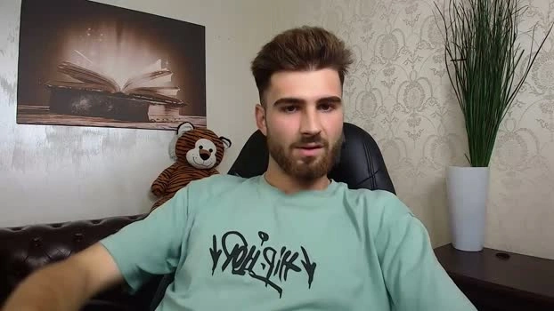 KyloEast Live 05-07-2026 Gay Cam skinny hardcock