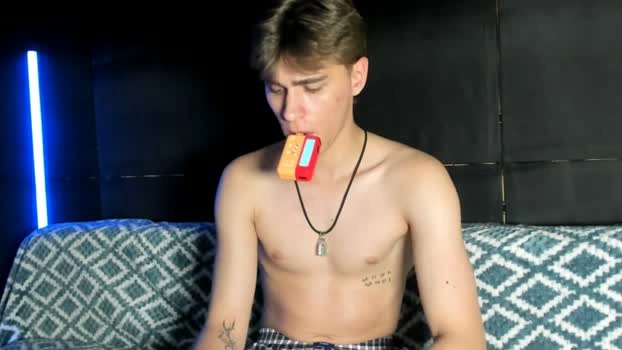 dbartmoss Live 04-07-2026 Gay Cam fuckface handsome