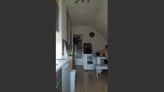 yumyum18 Live 04-07-2026 Gay Cam skinny orgasm