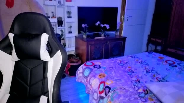 Friend_Sex_ Live 05-07-2026 Gay Cam kissing sexybody