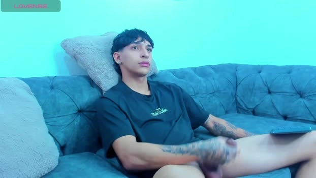 KroyWave Live 06-07-2026 Gay Cam spank Recorded