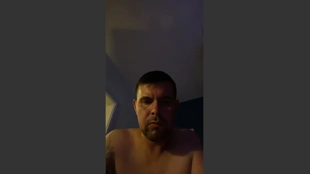 Leo_Iron Live 06-07-2026 Gay Cam lick blowjob