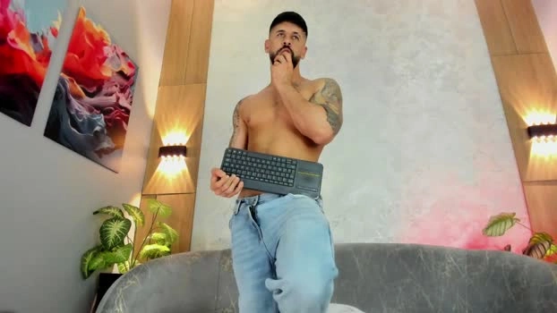 Petesevanss Live 09-07-2026 Gay Cam Show sexyfeet