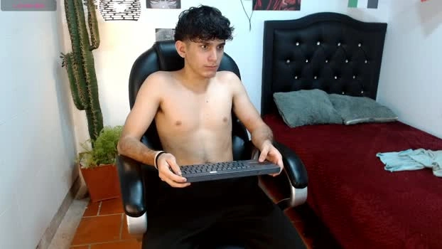 billy_wildd Live 09-07-2026 Gay Cam show kink