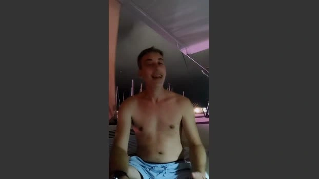 HuGo4K Live 10-07-2026 Gay Cam sexymale play