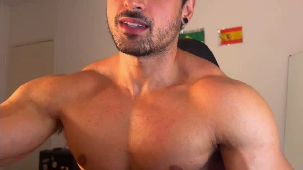 Lucasfit24 Live 13-07-2026 Gay Cam juicy spanking